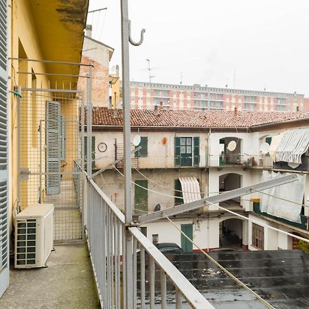 Alessandria Central Apt 10Min Walk Central Station Extérieur photo
